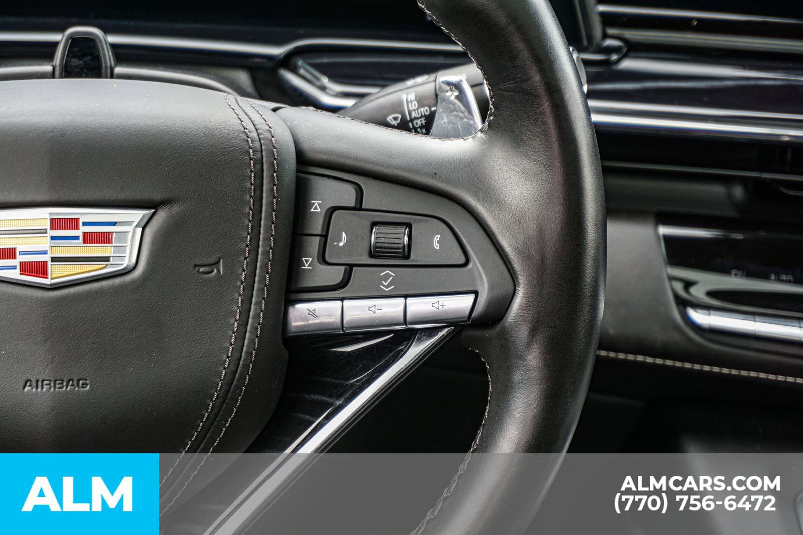 Used 2024 Cadillac Escalade ESV V AWD/4WD image 46
