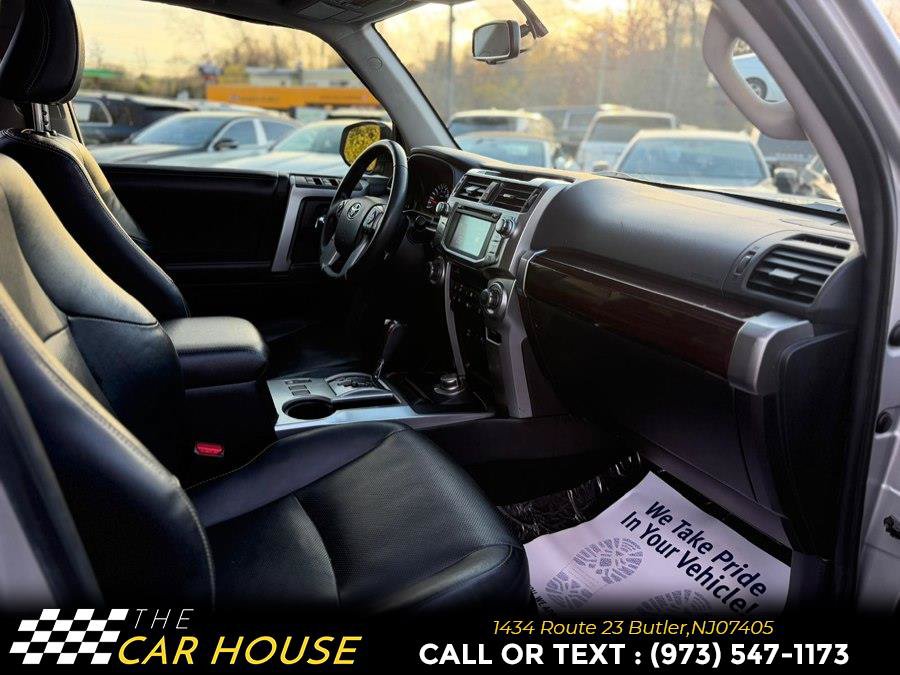 Used 2017 Toyota 4Runner Limited AWD/4WD image 23