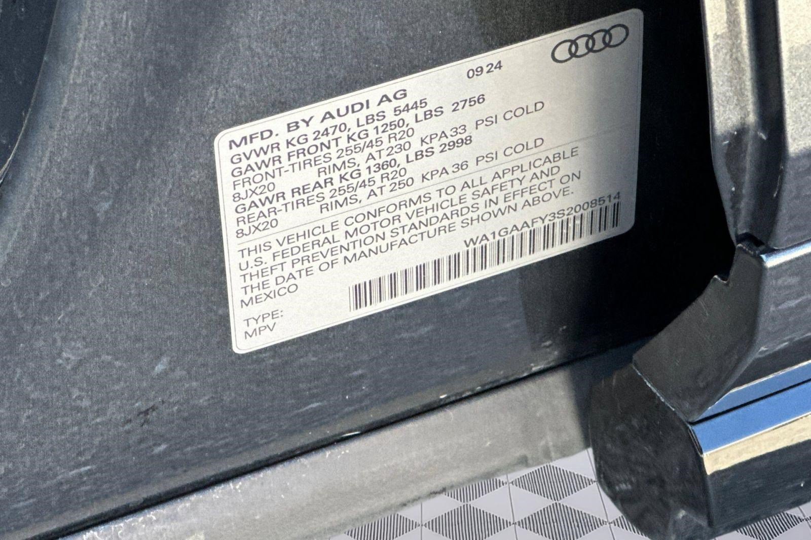 Used 2025 Audi Q5 2.0T Premium w/ Convenience Plus Package AWD/4WD image 26
