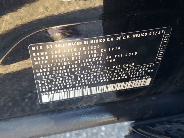 Certified 2025 Volkswagen Tiguan S image 28