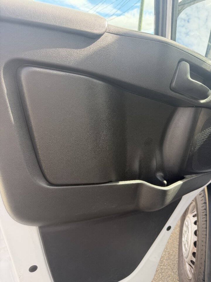 Used 2025 RAM ProMaster 3500 w/ Convenience Group FWD image 5