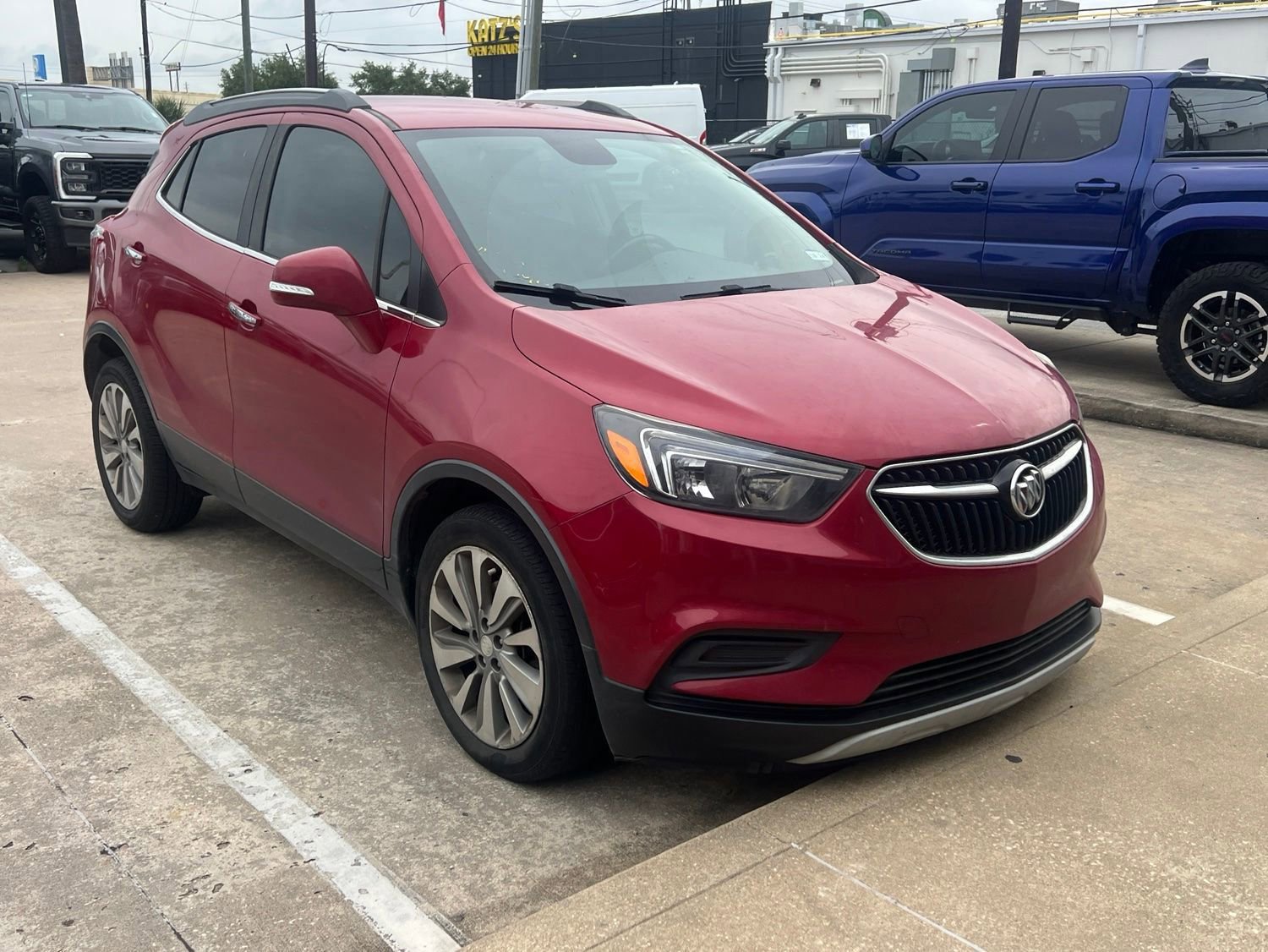 Used 2017 Buick Encore Preferred FWD image 2
