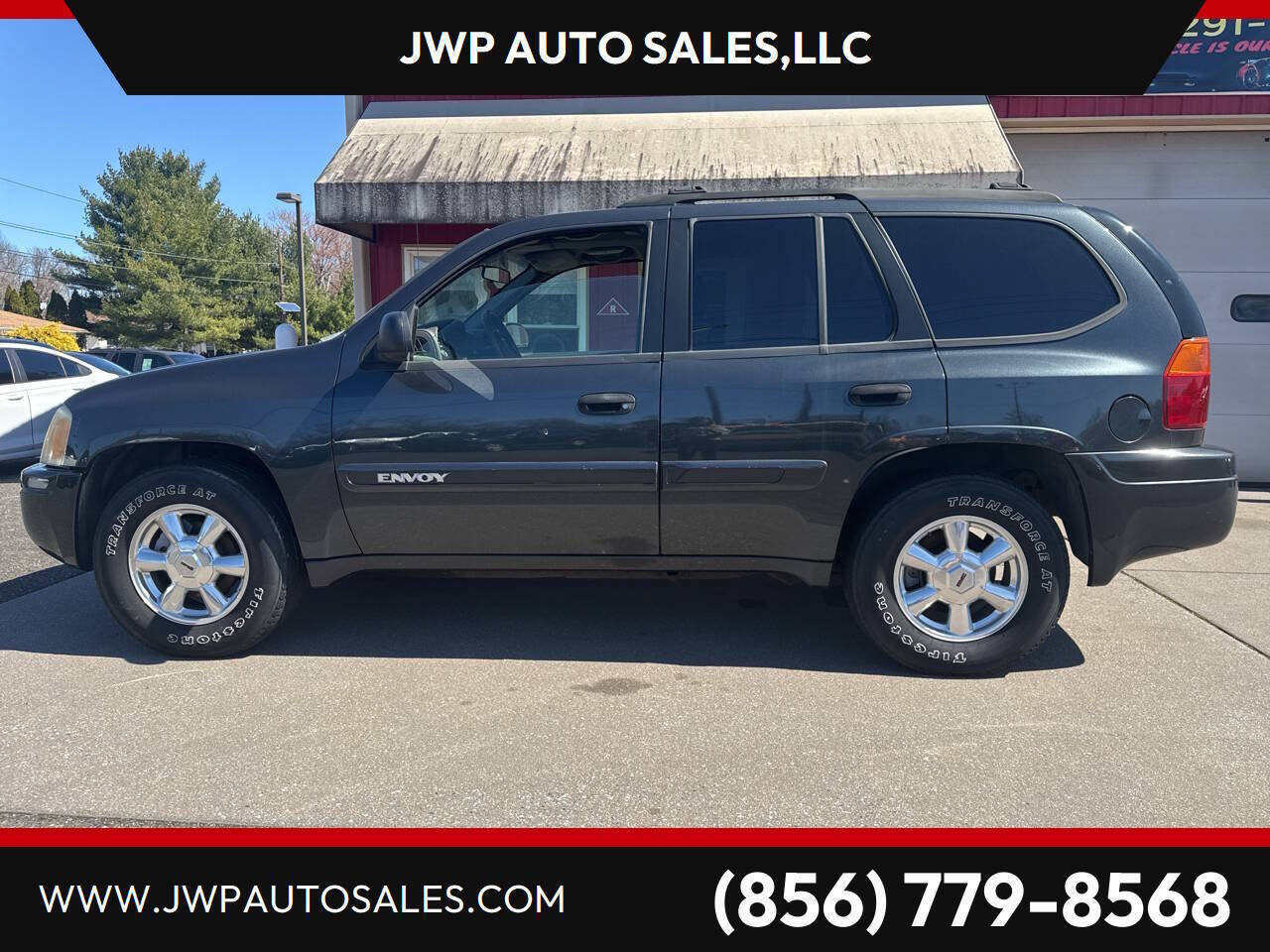 Used 2004 GMC Envoy 4WD image 1