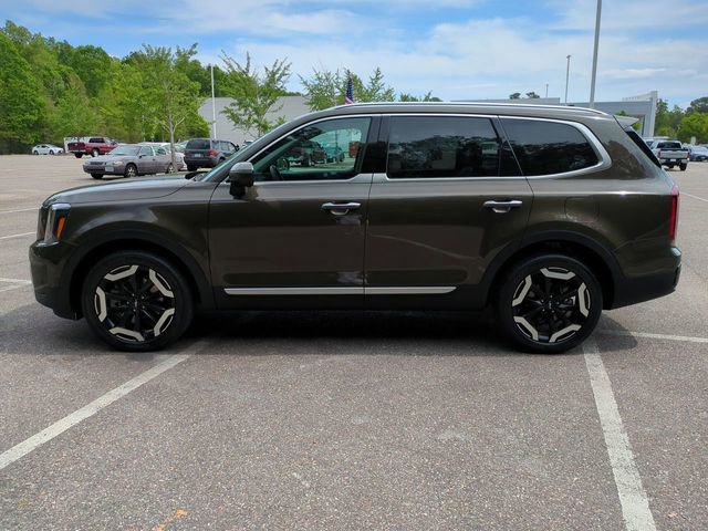 Used 2025 Kia Telluride S image 7