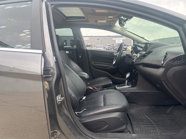 Used 2015 Ford Fiesta Titanium FWD image 12