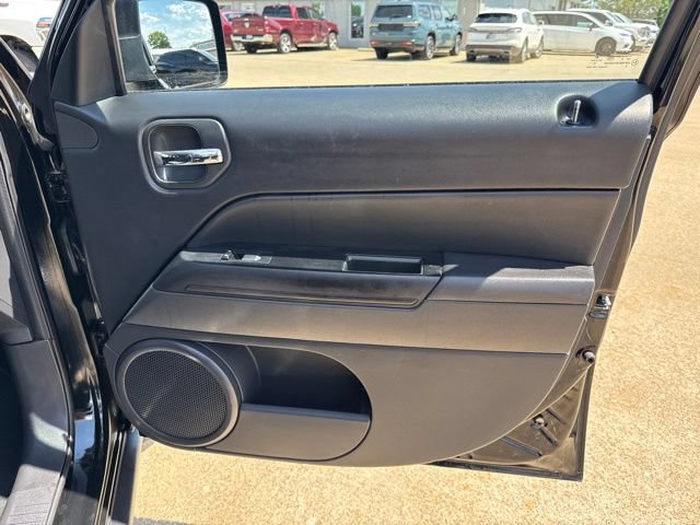 Used 2017 Jeep Patriot Sport w/ Power Value Group FWD image 24