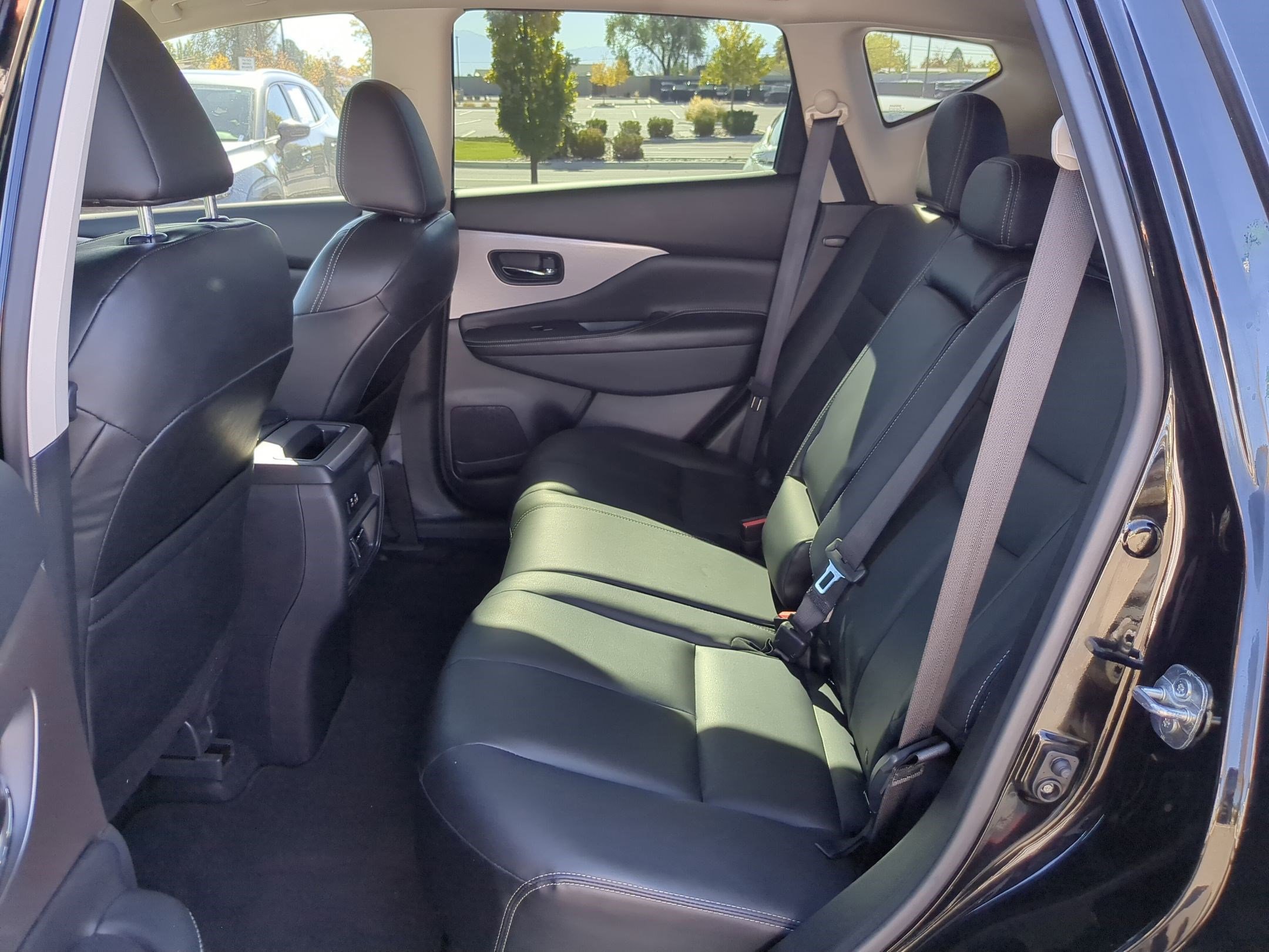 Used 2023 Nissan Murano SV image 29