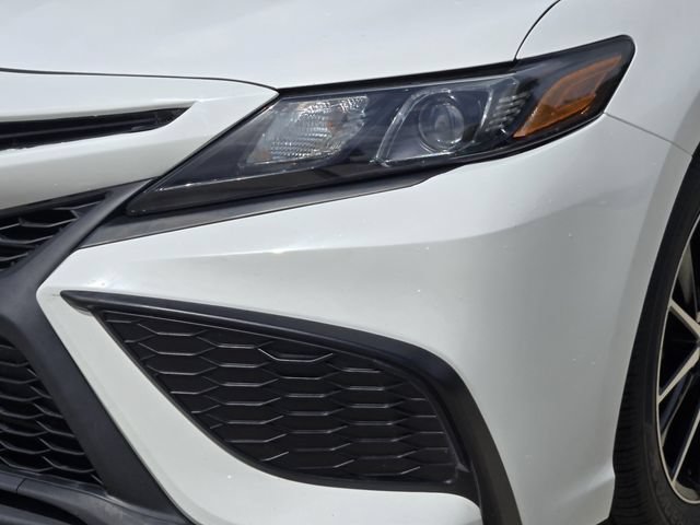 Used 2023 Toyota Camry SE FWD image 7