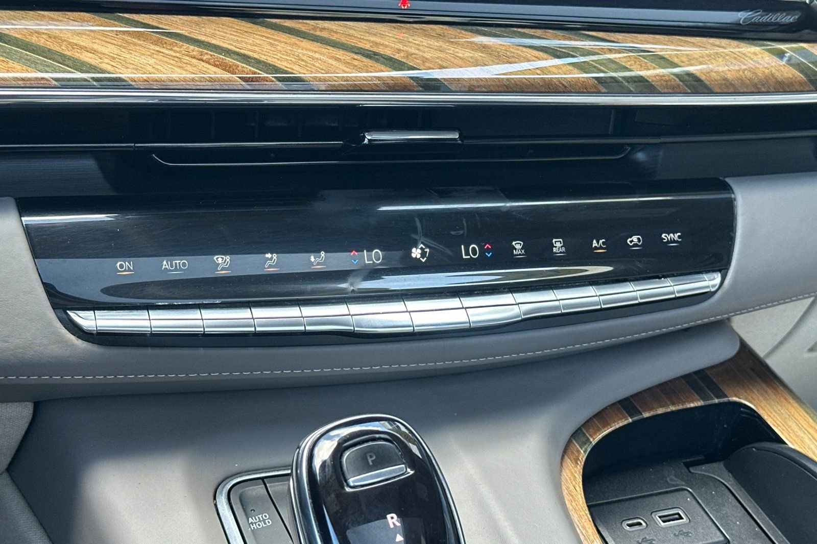 Used 2022 Cadillac Escalade Sport Platinum image 30