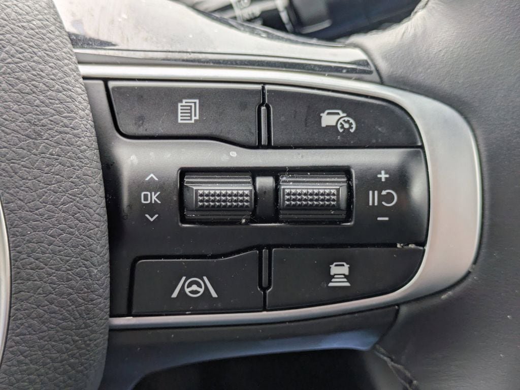 Used 2025 Kia K5 GT-Line AWD/4WD image 25