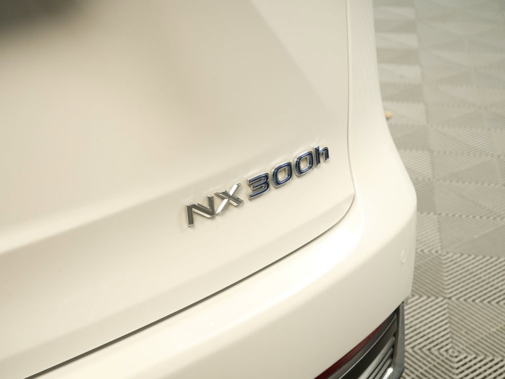 Certified 2020 Lexus NX 300h AWD w/ Premium Package image 9