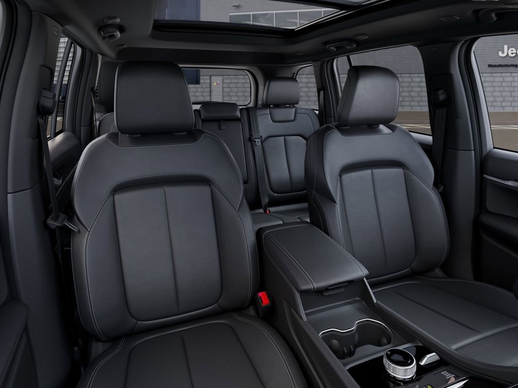 New 2026 Jeep Grand Cherokee Limited AWD/4WD image 16