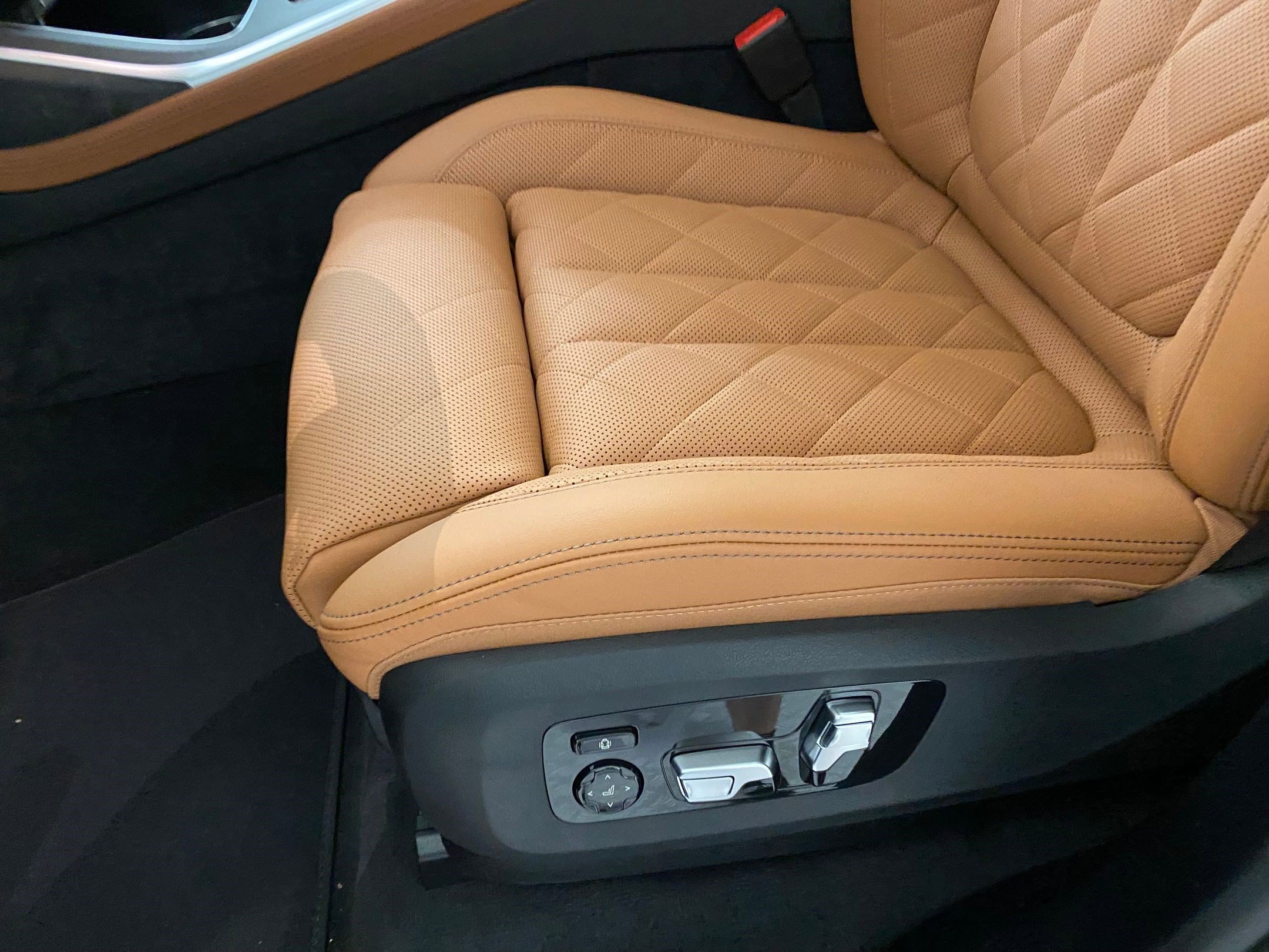 Used 2026 BMW X7 xDrive40i image 12