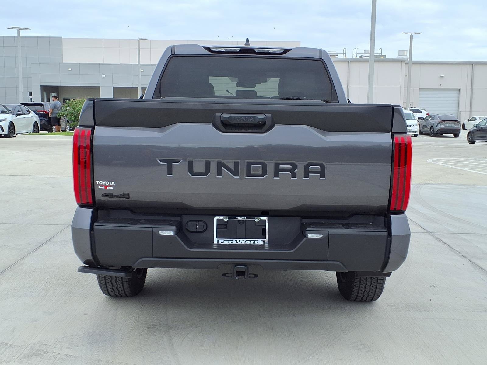 Used 2025 Toyota Tundra SR5 w/ SR5 Premium Package AWD/4WD image 8