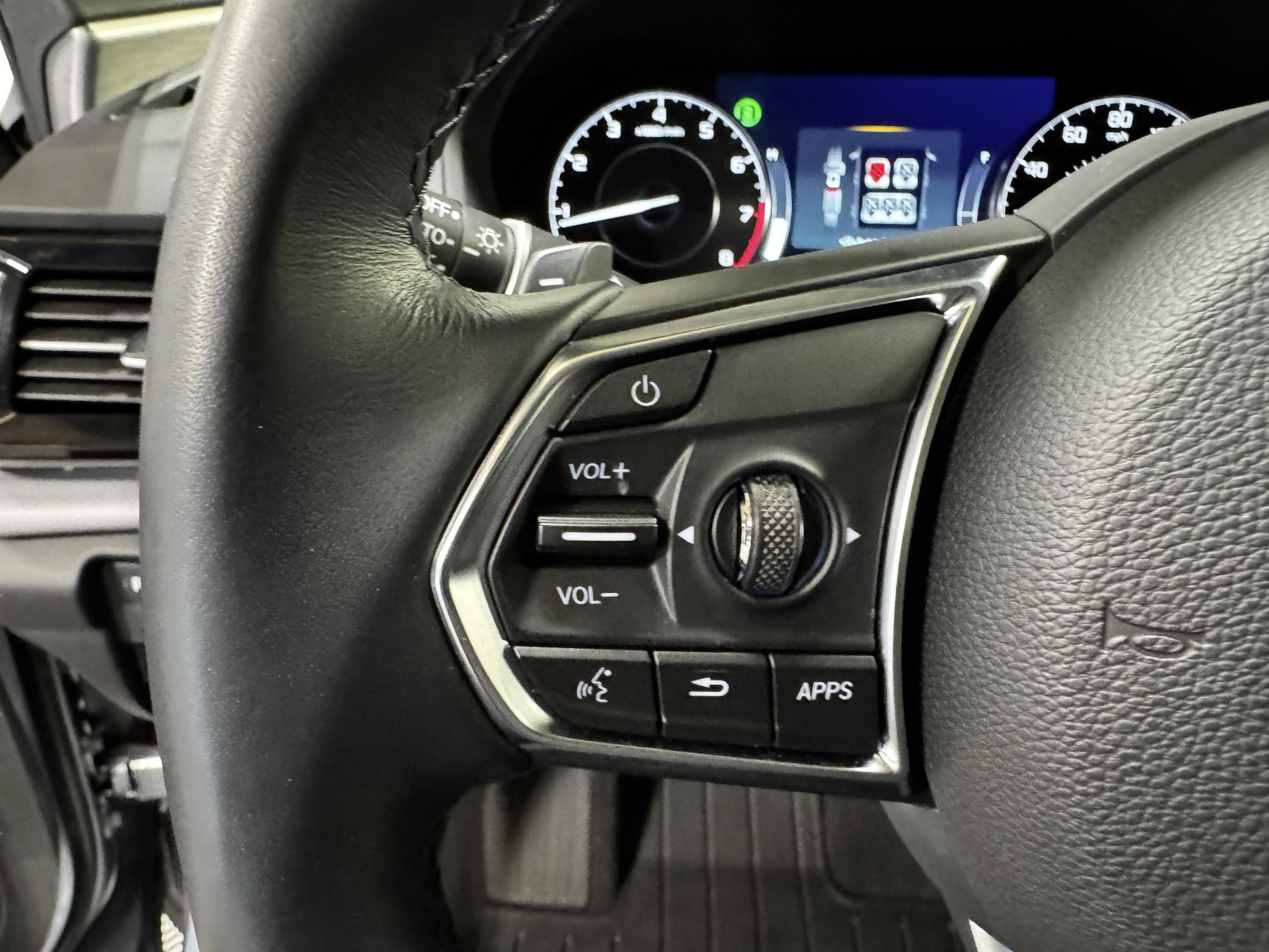 Certified 2025 Acura RDX SH-AWD w/ Technology Package image 32