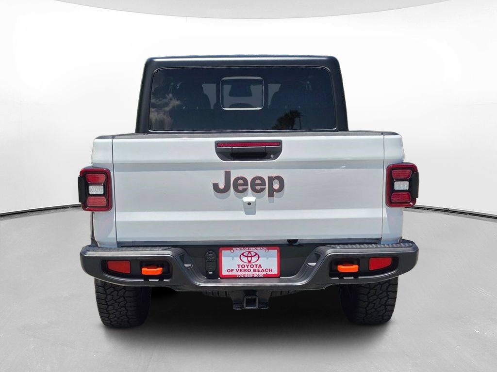 Used 2026 Jeep Gladiator Mojave AWD/4WD image 5