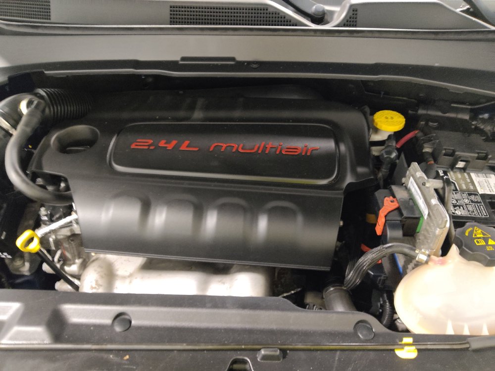 Used 2018 Jeep Compass Latitude AWD/4WD image 30