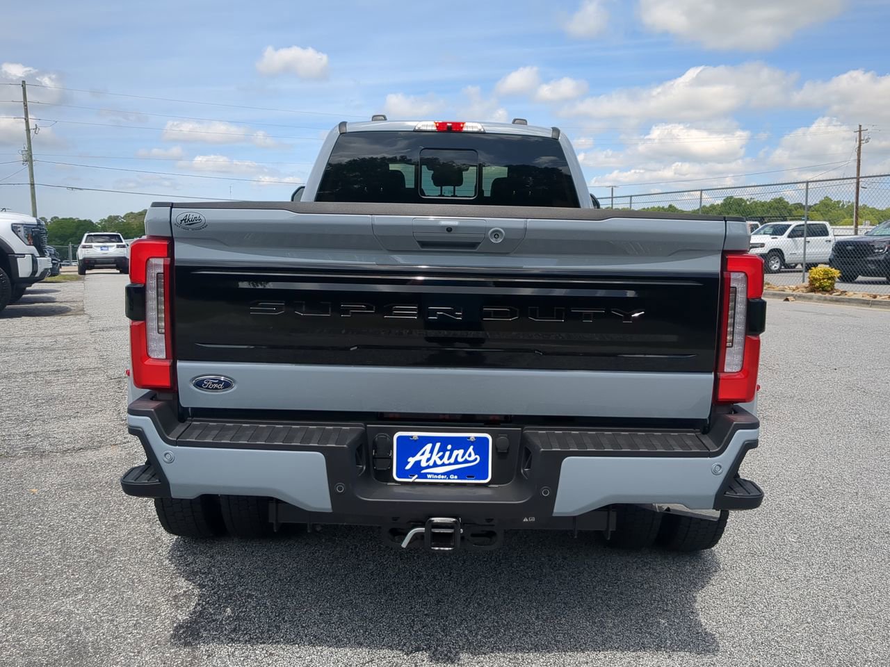 New 2026 Ford F450 Platinum w/ FX4 Off-Road Package AWD/4WD image 4