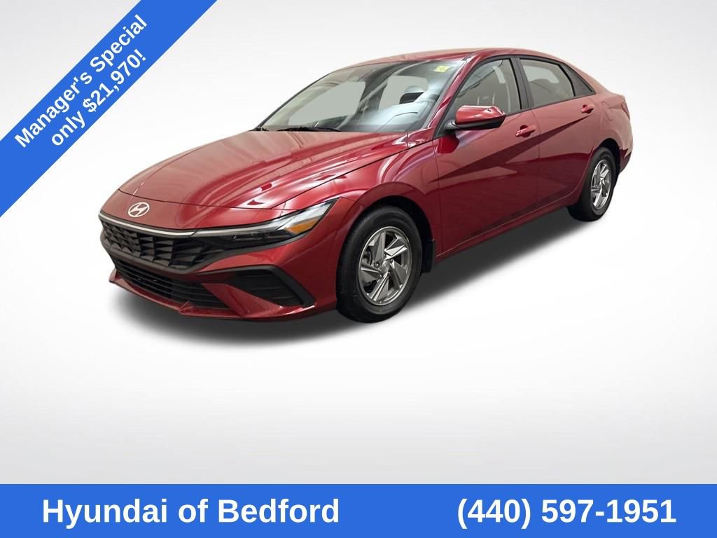 Certified 2026 Hyundai Elantra SE image 1