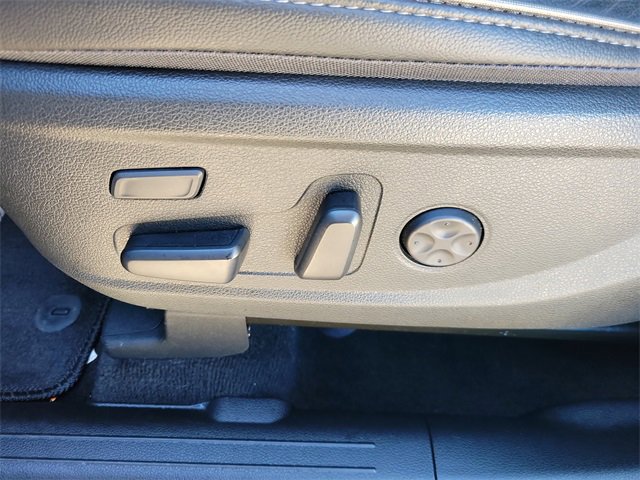 Used 2023 Hyundai Santa Fe Limited image 18