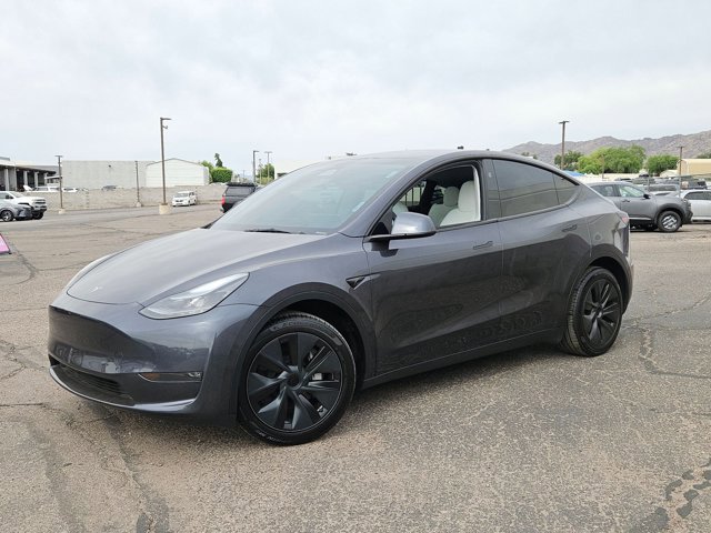 Used 2025 Tesla Model Y Long Range