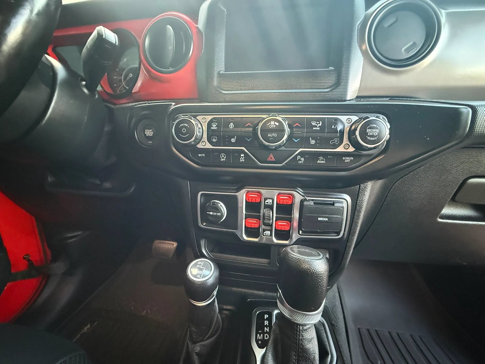 Used 2020 Jeep Gladiator Sport w/ Quick Order Package 24S AWD/4WD image 32