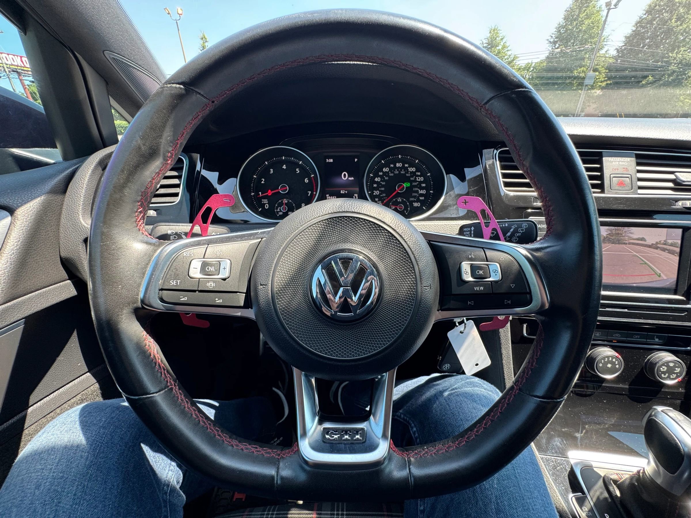 Used 2021 Volkswagen GTI SE image 24