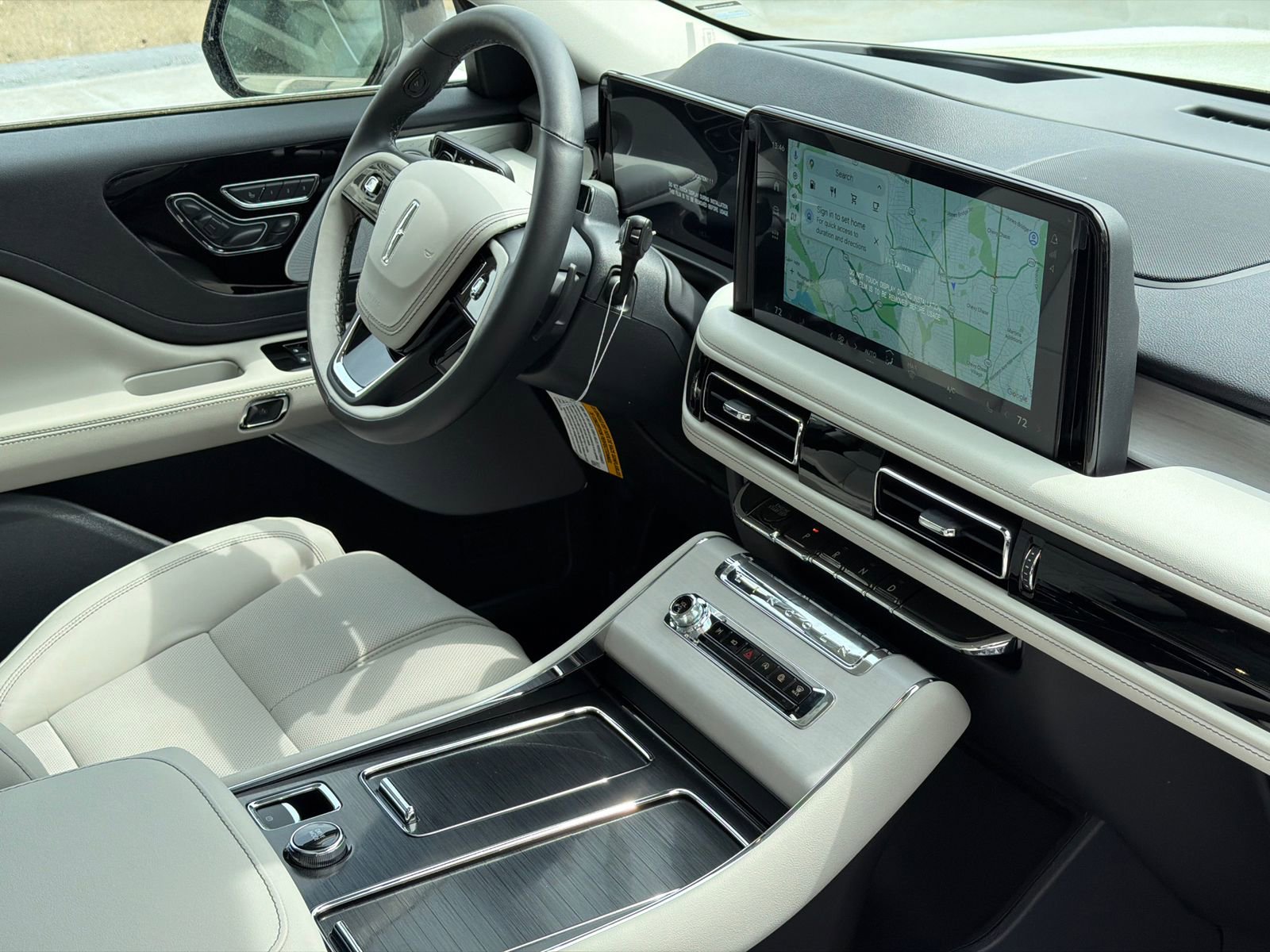 New 2026 Lincoln Aviator Reserve AWD/4WD image 11