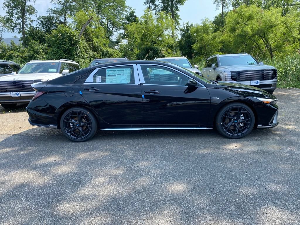 New 2026 Hyundai Elantra N Line FWD image 2
