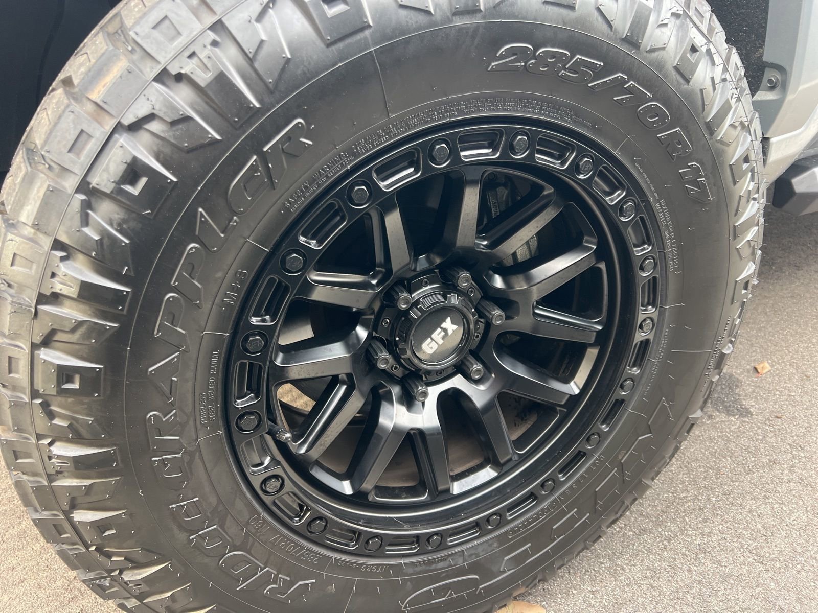 Used 2024 Toyota Tacoma TRD Sport image 4