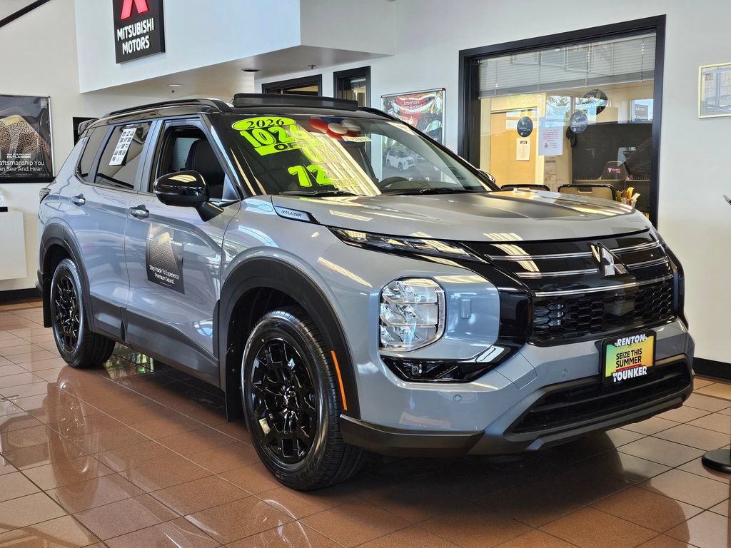 New 2026 Mitsubishi Outlander AWD image 5