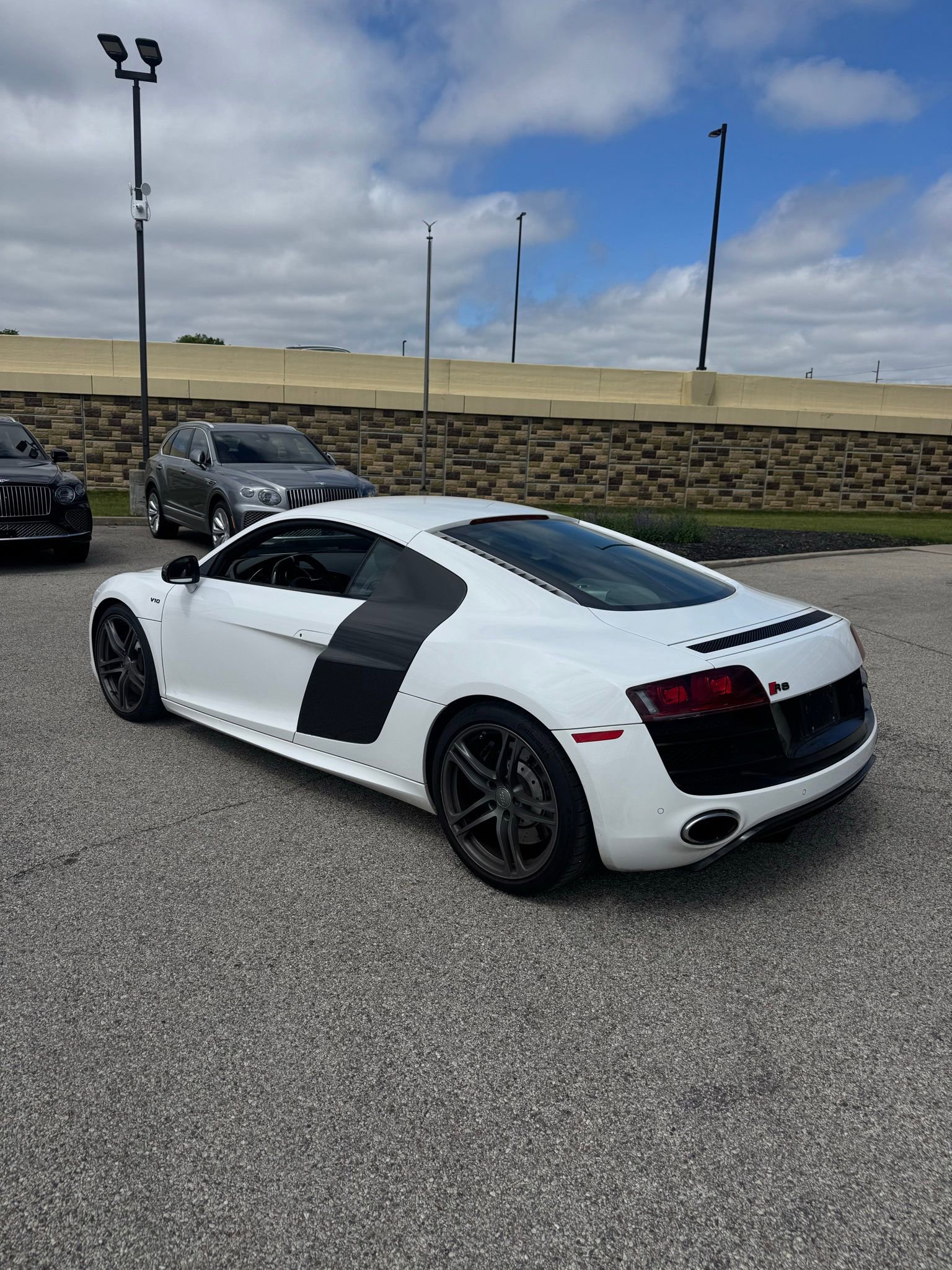 Used 2012 Audi R8 V10 AWD/4WD image 9