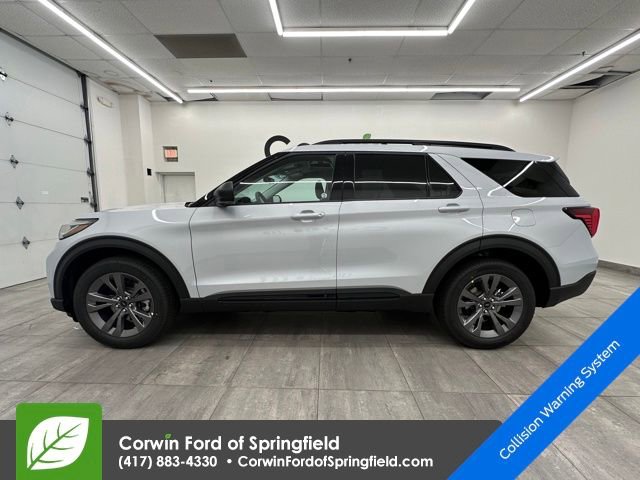 New 2026 Ford Explorer Active w/ Active Comfort Package image 2