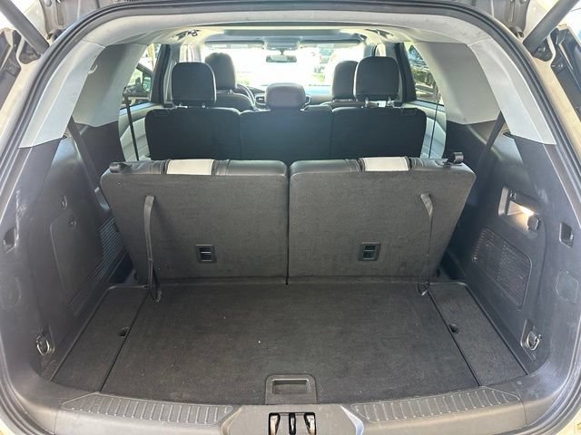 Certified 2021 Ford Explorer XLT w/ Equipment Group 202A RWD image 18