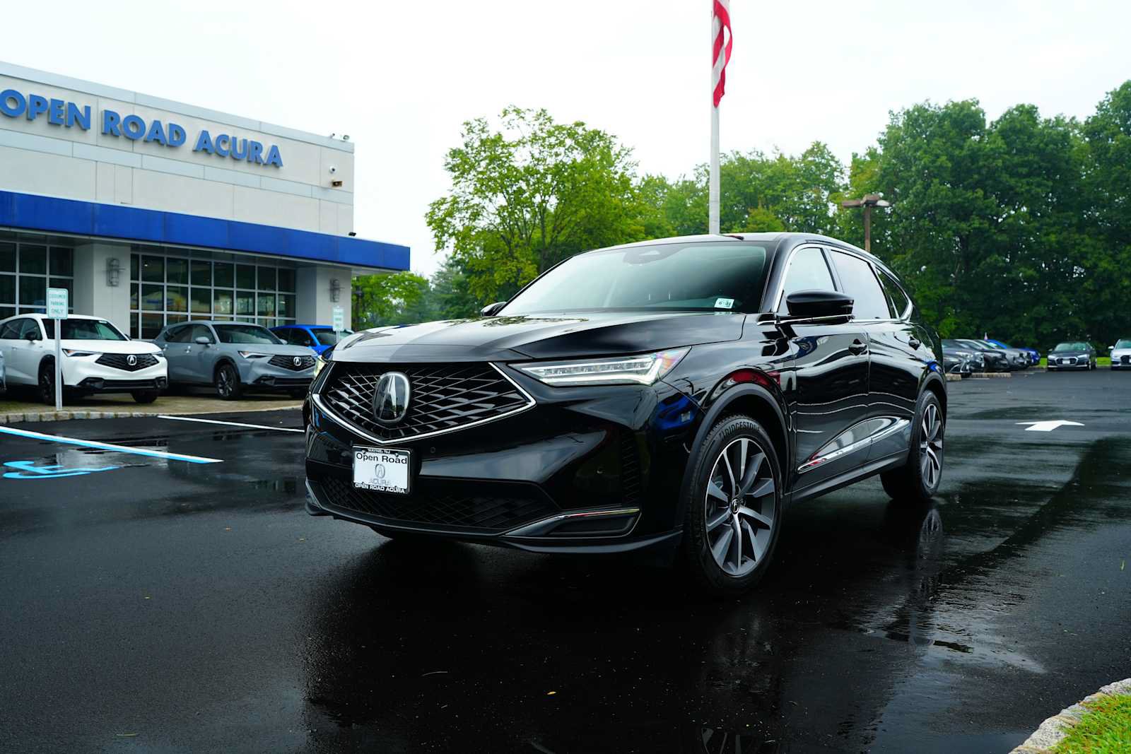 Certified 2026 Acura MDX w/ Technology Package AWD/4WD image 3