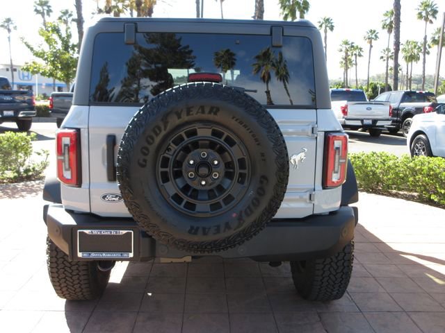 New 2026 Ford Bronco Outer Banks w/ Sasquatch Package AWD/4WD image 3