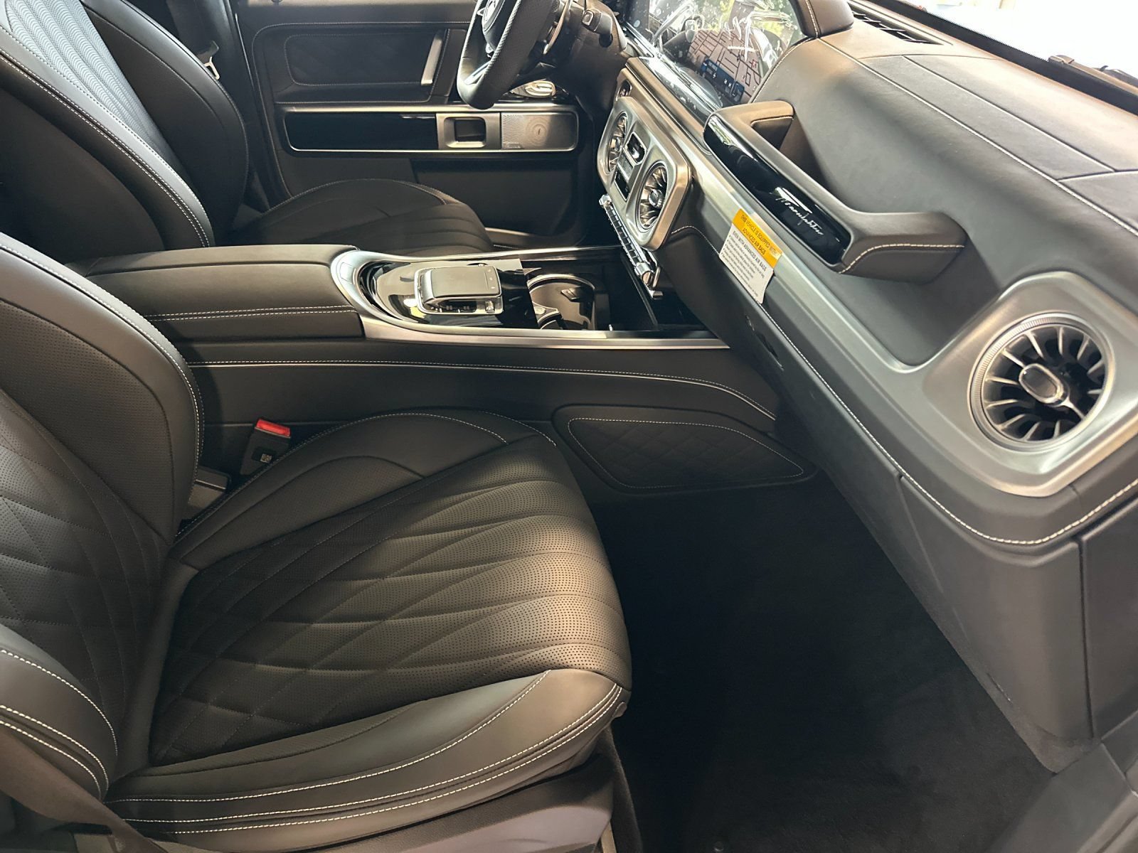 New 2026 Mercedes-Benz G 63 AMG 4MATIC image 16
