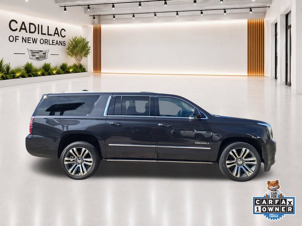 Used 2020 GMC Yukon XL Denali w/ Denali Premium Package RWD image 2