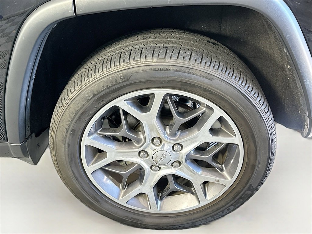 Used 2021 Jeep Grand Cherokee Limited image 32