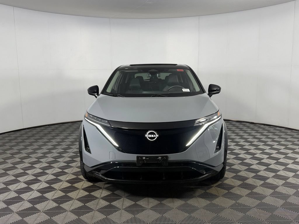 Used 2025 Nissan Ariya FWD image 5