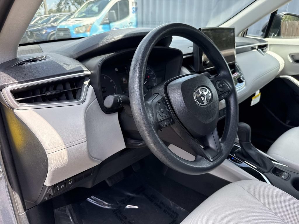 Used 2023 Toyota Corolla Cross L FWD image 23