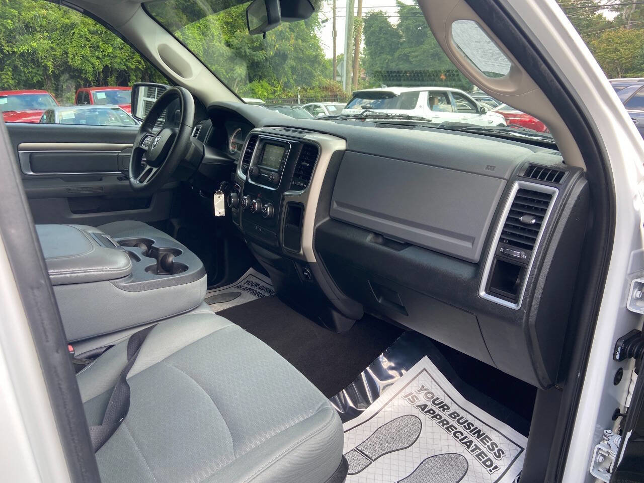 Used 2015 RAM 1500 Classic SLT image 12