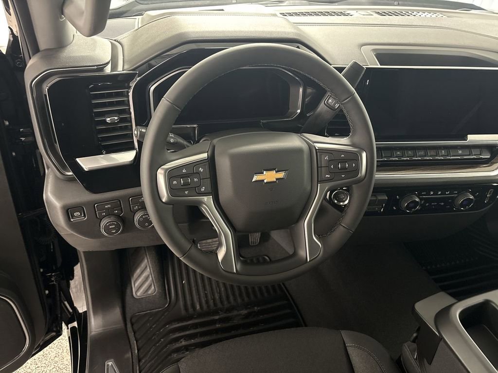 New 2026 Chevrolet Silverado 1500 LT image 13