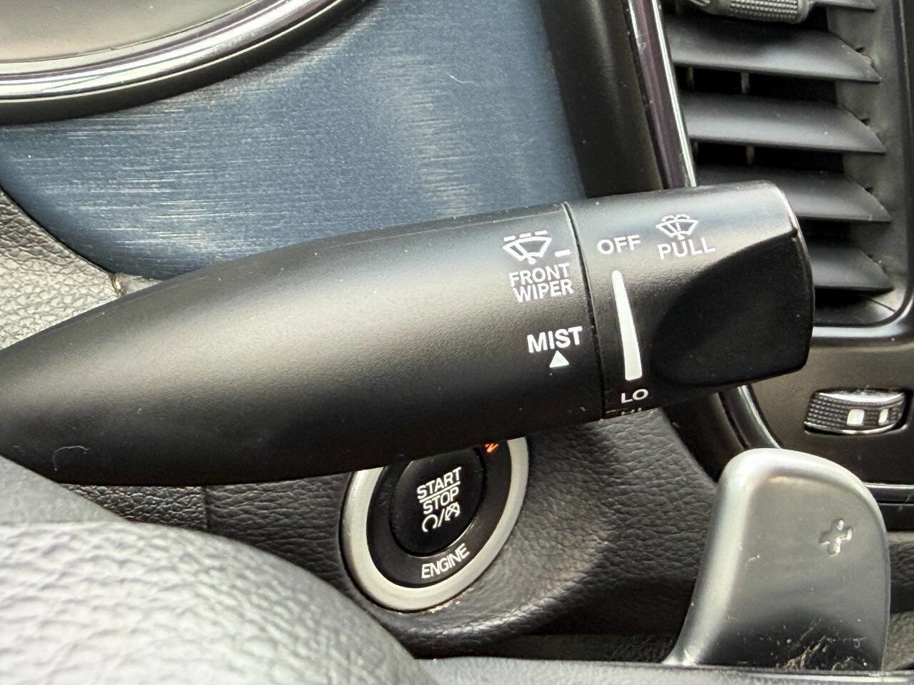 Used 2016 Chrysler 200 S w/ Comfort Group image 38