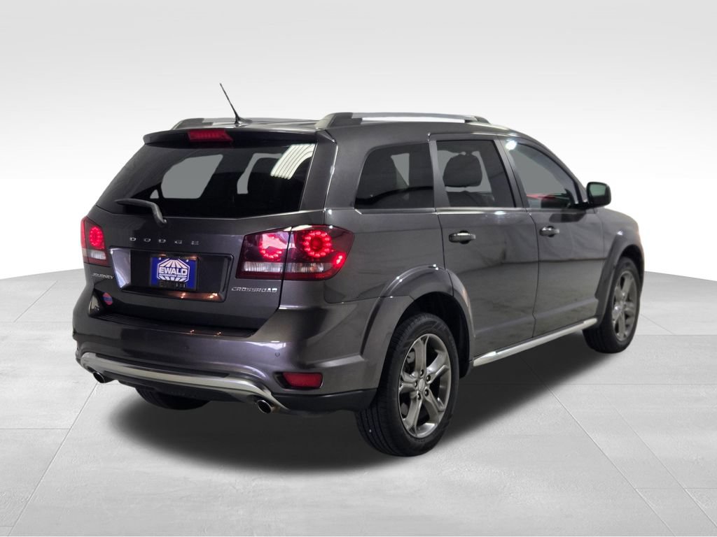 Certified 2017 Dodge Journey Crossroad w/ Popular Equipment Group FWD image 24