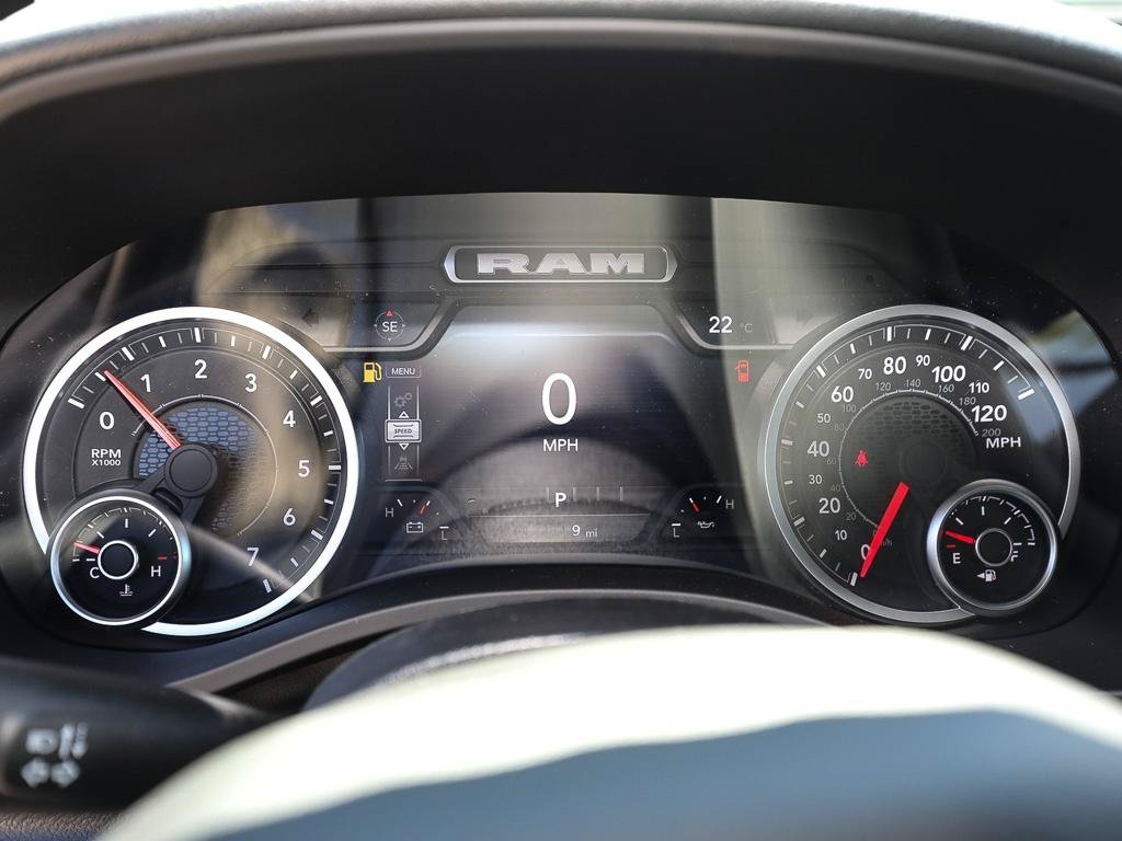 New 2026 RAM 1500 Express AWD/4WD image 15