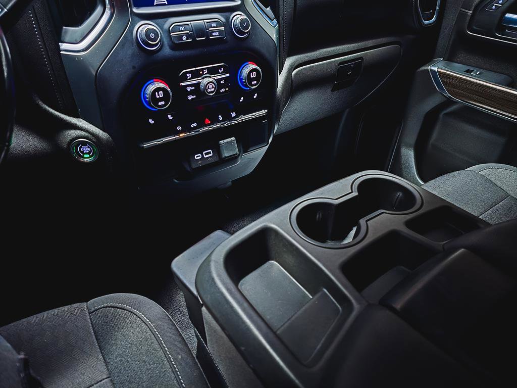 Used 2022 Chevrolet Silverado 1500 LT AWD/4WD image 29