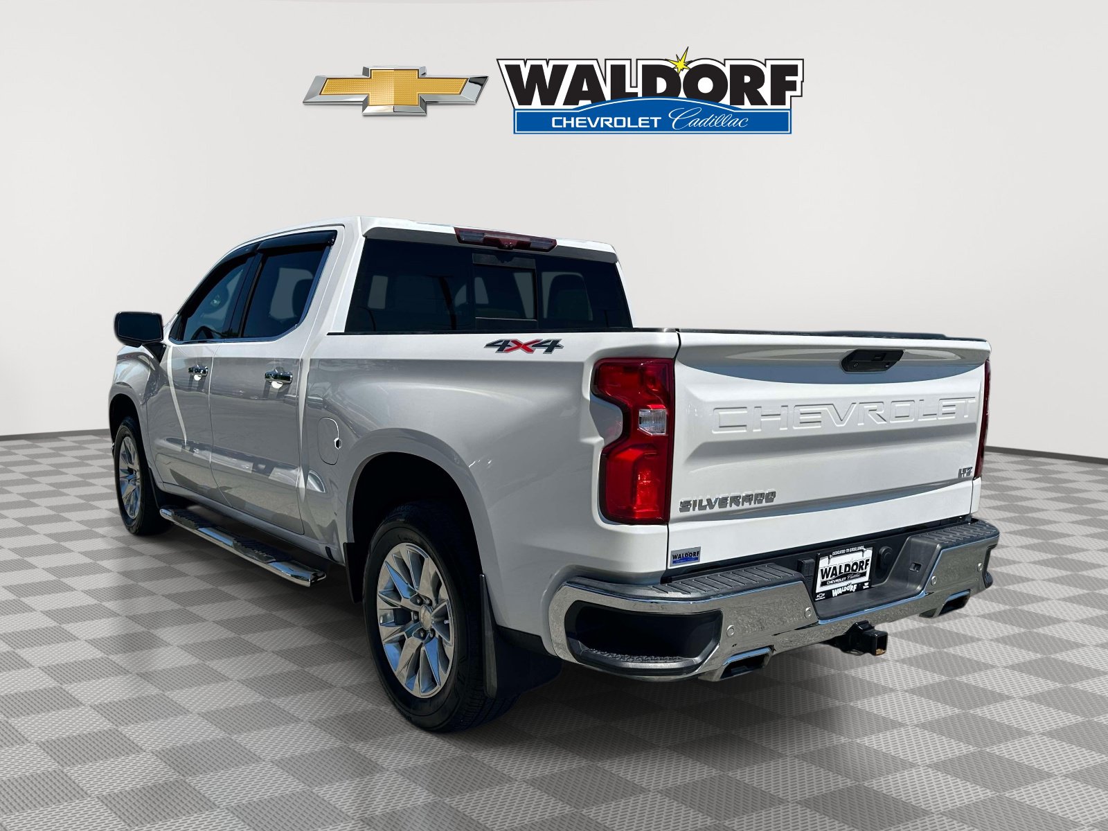 Used 2021 Chevrolet Silverado 1500 LTZ w/ LTZ Premium Package AWD/4WD image 4