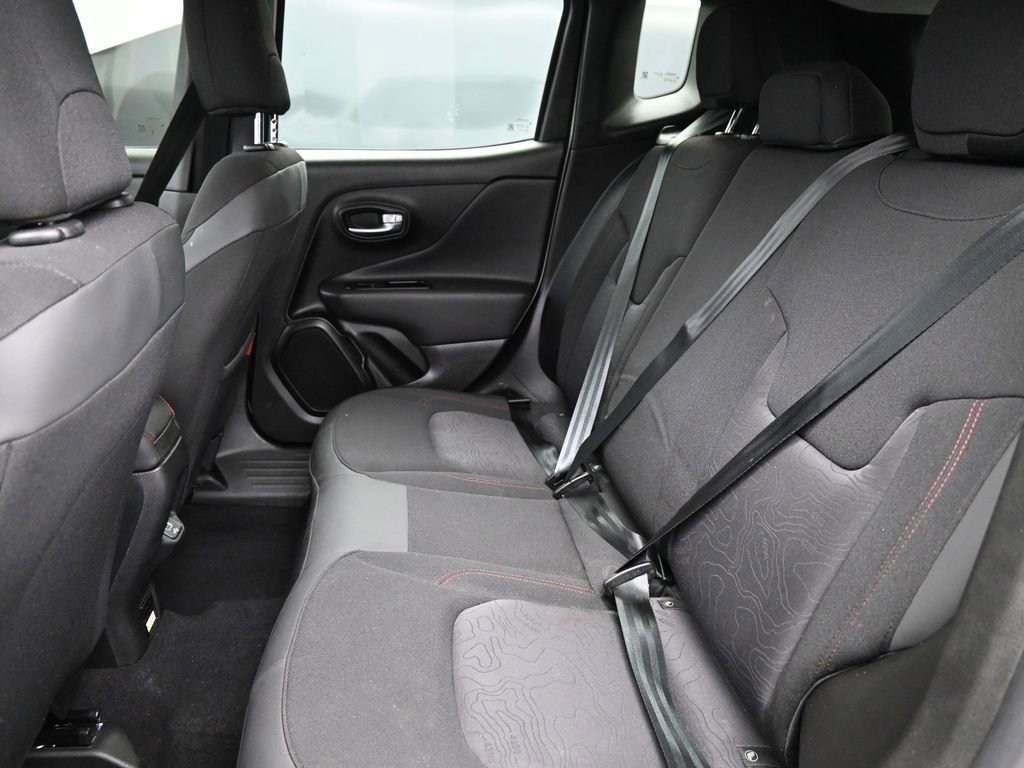 Used 2020 Jeep Renegade Trailhawk w/ UConnect 8.4 Nav Group AWD/4WD image 22