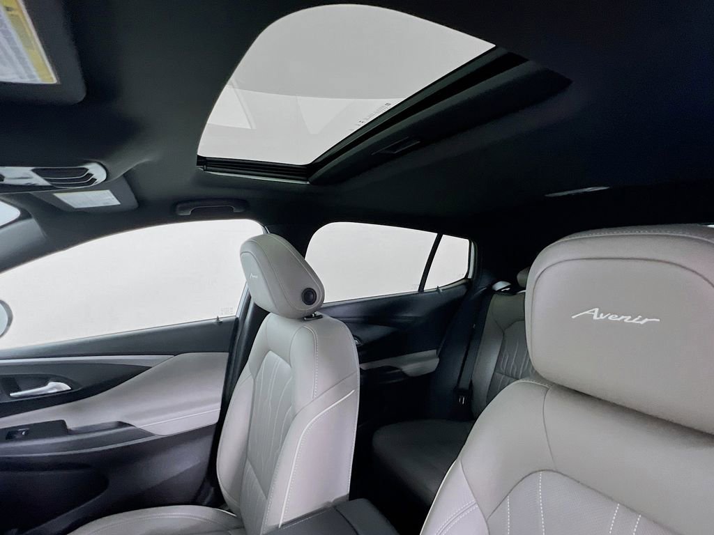 New 2025 Buick Envista Avenir image 19